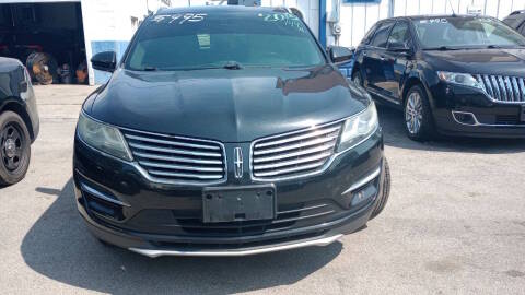 2015 Lincoln MKC FWD photo