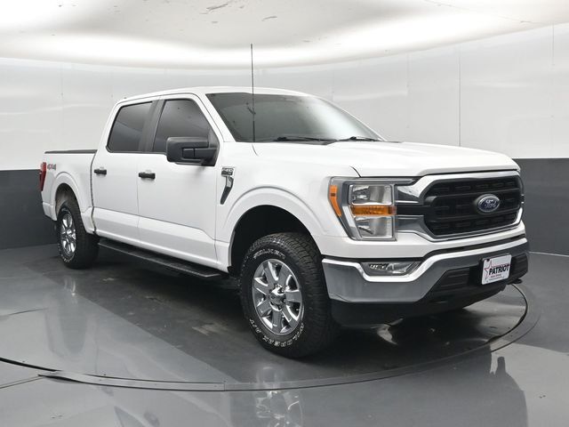 2022 Ford F-150 XLT 4WD photo