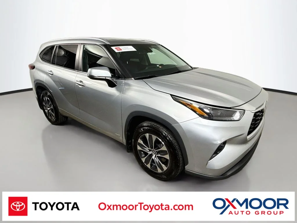 2023 Toyota Highlander Hybrid XLE AWD photo