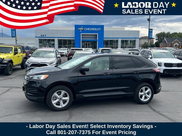2022 Ford Edge SE AWD photo