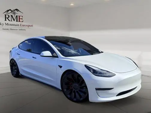 2022 Tesla Model 3 Performance AWD photo