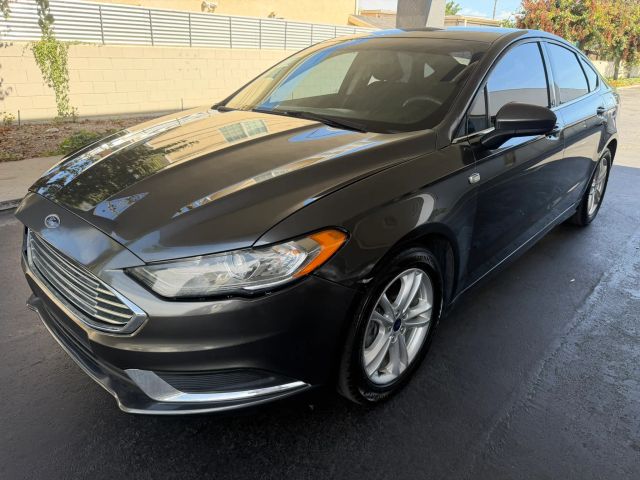 2018 Ford Fusion SE FWD photo