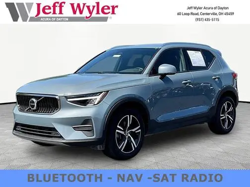 2023 Volvo XC40 Core AWD photo