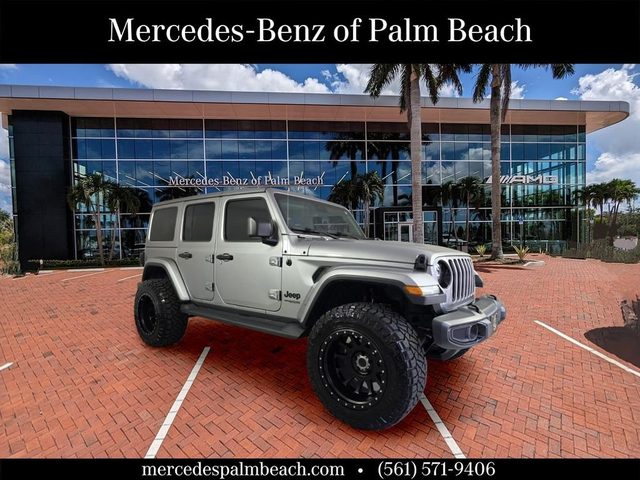2021 Jeep Wrangler Unlimited Unlimited Sahara Altitude 4WD photo