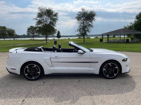 2021 Ford Mustang GT Premium RWD photo