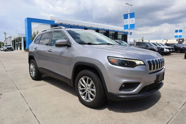 2021 Jeep Cherokee Latitude Plus 4WD photo