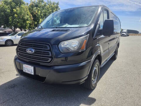 2017 Ford Transit Van RWD photo