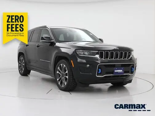 2023 Jeep Grand Cherokee Overland 4WD photo