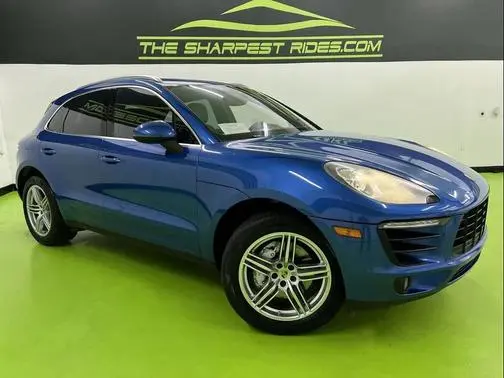 2015 Porsche Macan S AWD photo