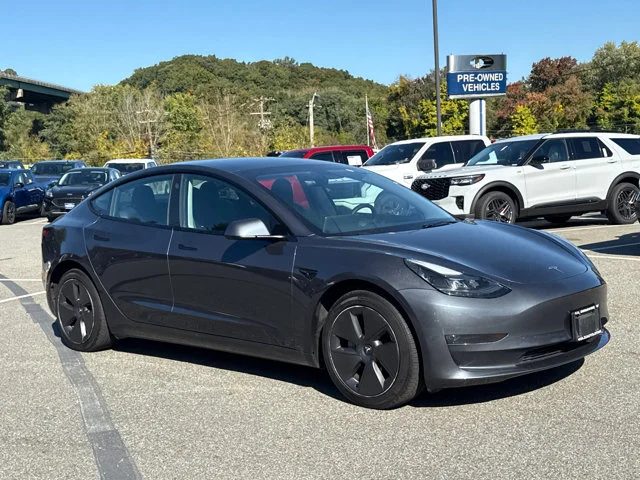 2023 Tesla Model 3 RWD photo