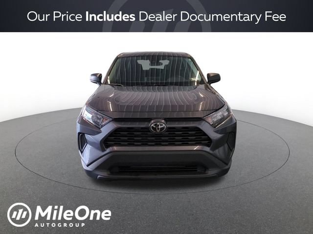 2022 Toyota RAV4 LE AWD photo
