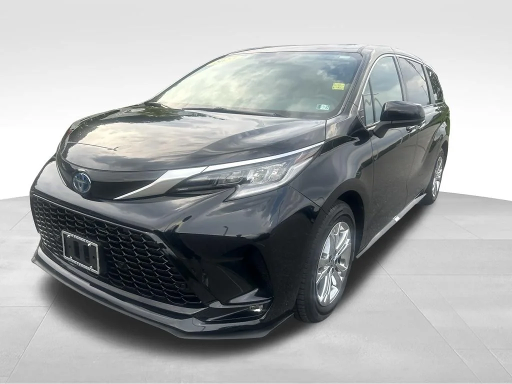 2023 Toyota Sienna XSE AWD photo