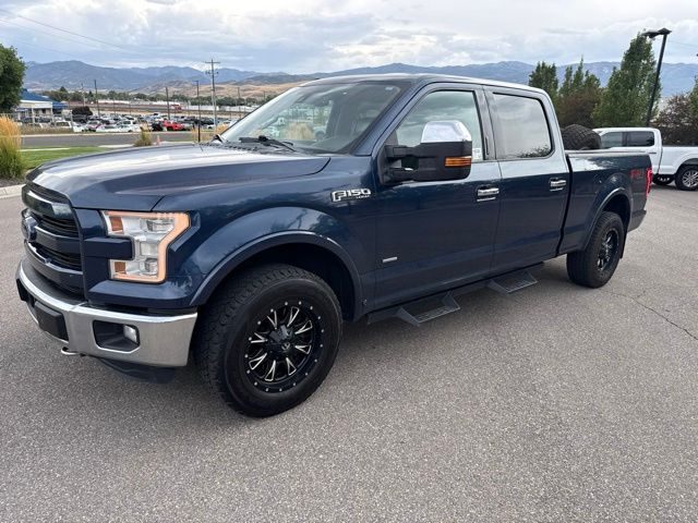 2016 Ford F-150 LARIAT 4WD photo
