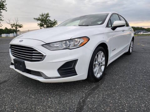 2019 Ford Fusion SE FWD photo