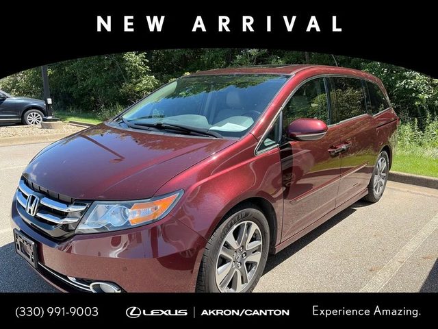 2016 Honda Odyssey Touring Elite FWD photo