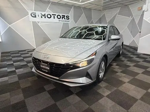 2021 Hyundai Elantra SE FWD photo