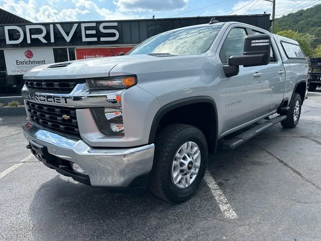 2022 Chevrolet Silverado 2500HD LT 4WD photo