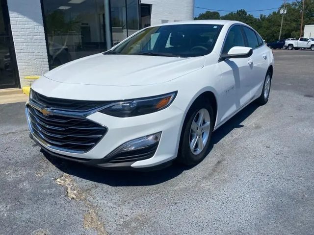 2023 Chevrolet Malibu LS FWD photo