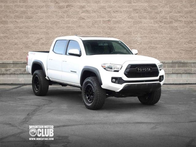 2016 Toyota Tacoma TRD Off Road 4WD photo