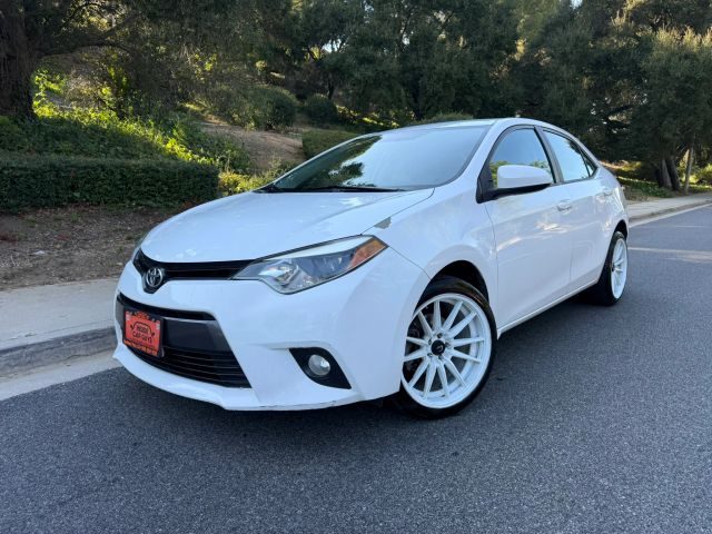 2016 Toyota Corolla LE Plus FWD photo