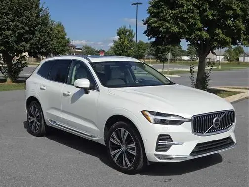 2022 Volvo XC60 Inscription AWD photo