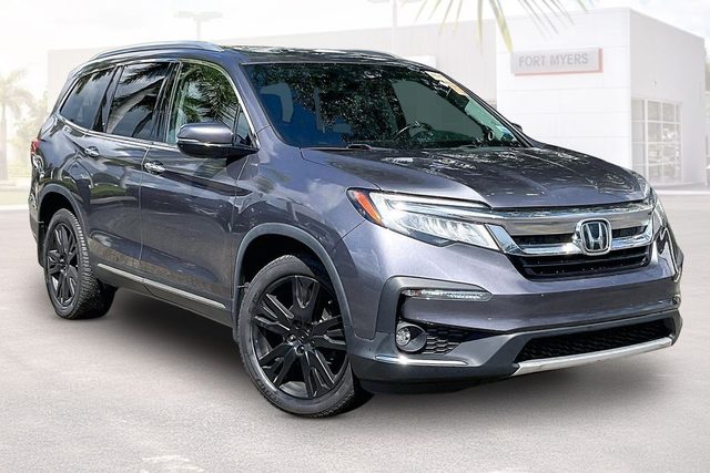 2022 Honda Pilot Touring 7-Passenger AWD photo