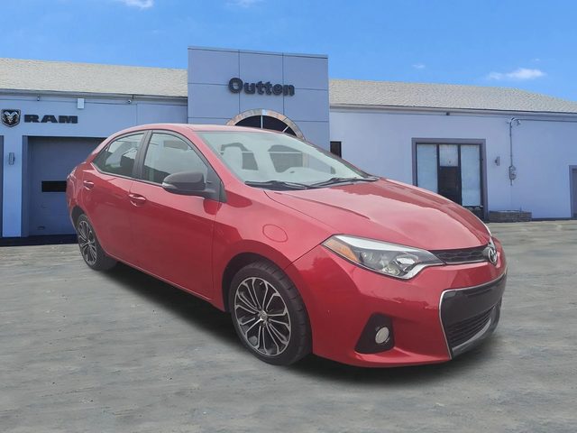2015 Toyota Corolla L FWD photo