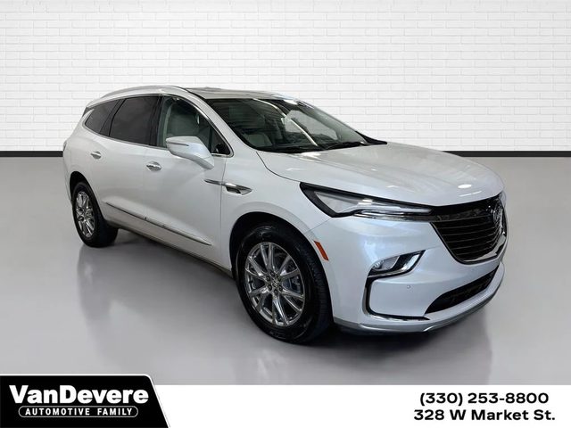 2023 Buick Enclave Essence AWD photo