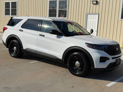2021 Ford Explorer  AWD photo