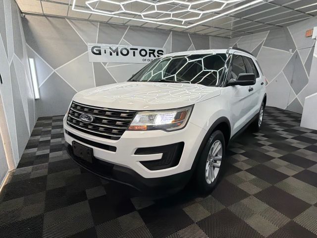 2016 Ford Explorer Base 4WD photo