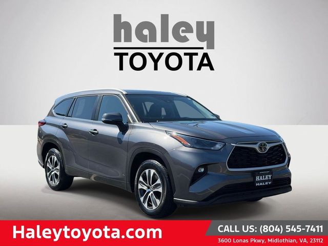 2023 Toyota Highlander XLE FWD photo