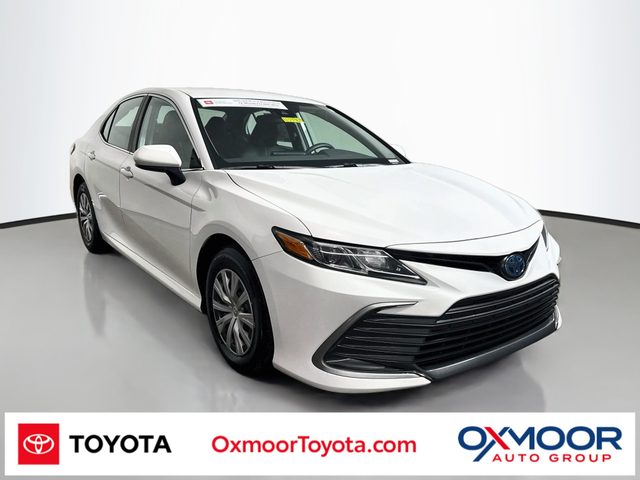 2023 Toyota Camry Hybrid LE FWD photo