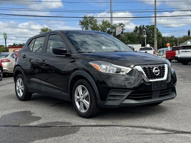 2020 Nissan Kicks S FWD photo