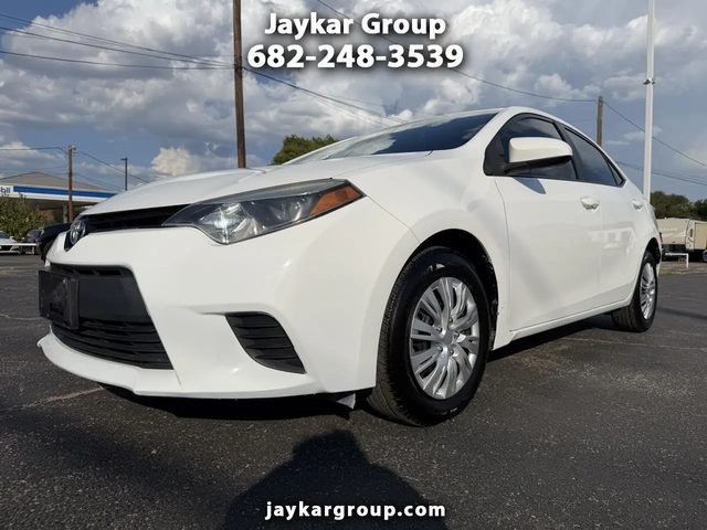 2015 Toyota Corolla LE FWD photo