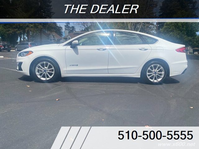 2019 Ford Fusion SE FWD photo