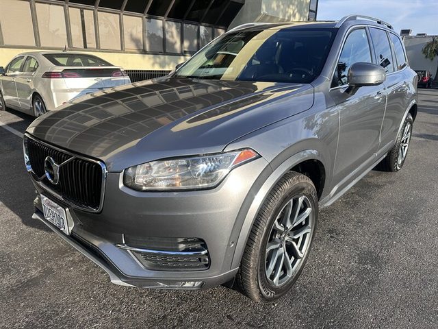 2016 Volvo XC90 T6 Momentum AWD photo