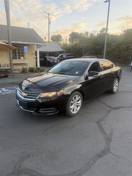 2017 Chevrolet Impala LT FWD photo