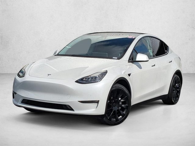 2021 Tesla Model Y Long Range AWD photo