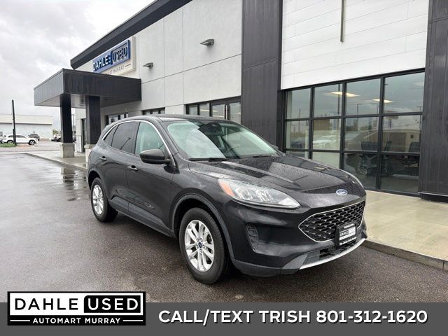 2022 Ford Escape SE AWD photo