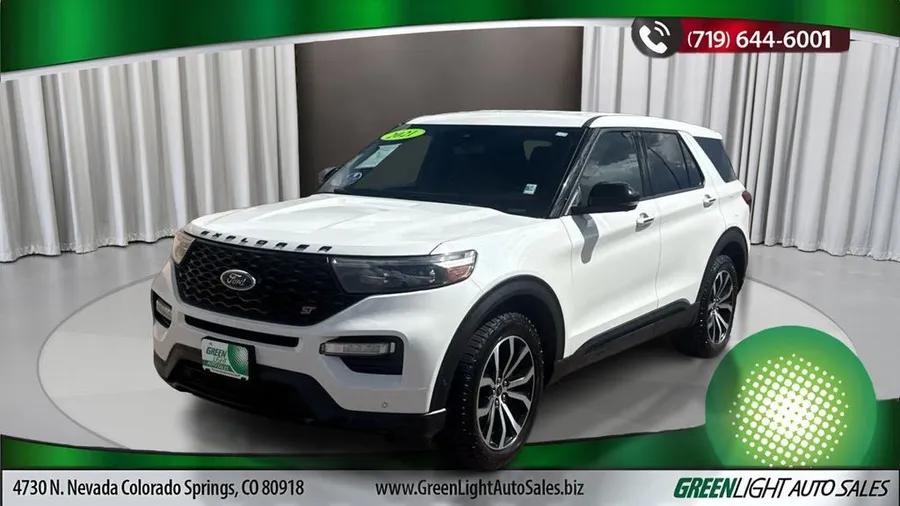 2021 Ford Explorer ST 4WD photo
