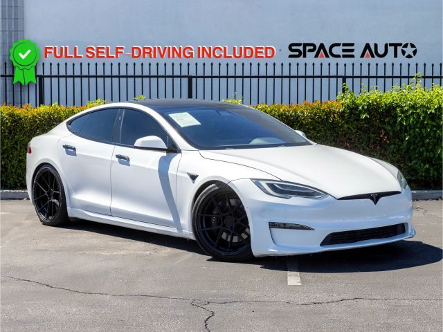 2021 Tesla Model S Plaid AWD photo