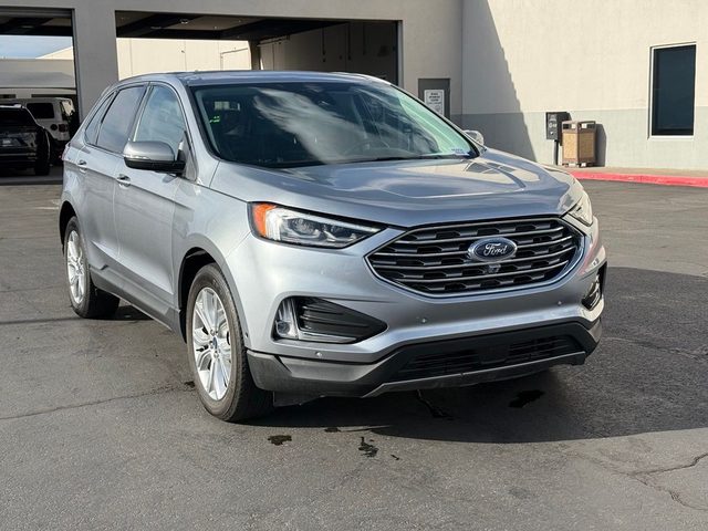 2022 Ford Edge Titanium AWD photo