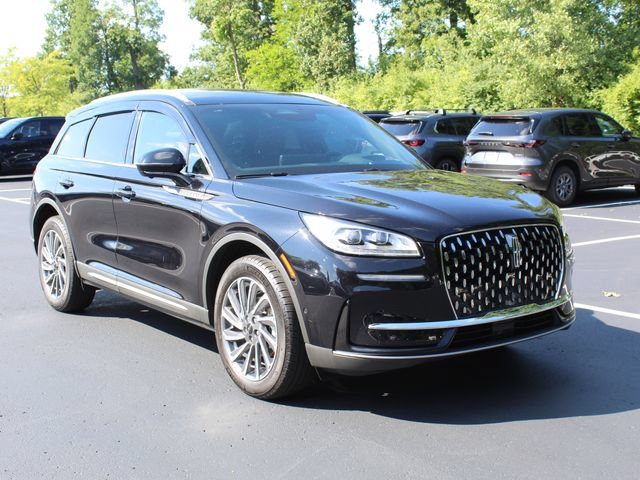 2023 Lincoln Corsair Reserve AWD photo