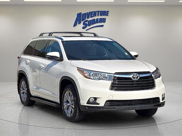 2015 Toyota Highlander XLE AWD photo