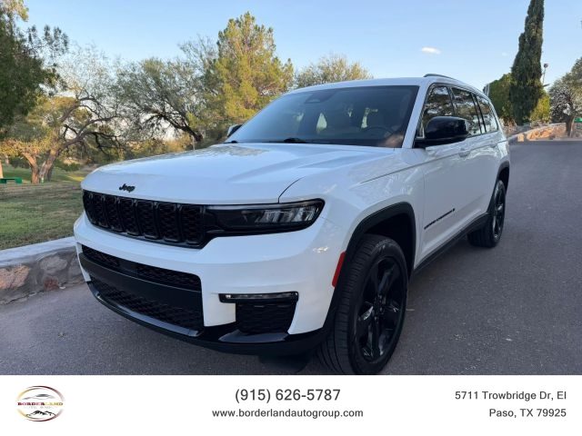 2023 Jeep Grand Cherokee L Limited 4WD photo
