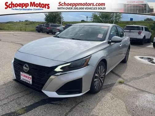 2023 Nissan Altima 2.5 SV FWD photo