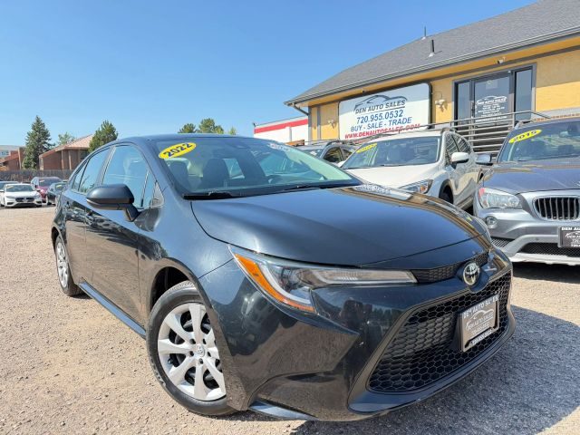 2022 Toyota Corolla LE FWD photo