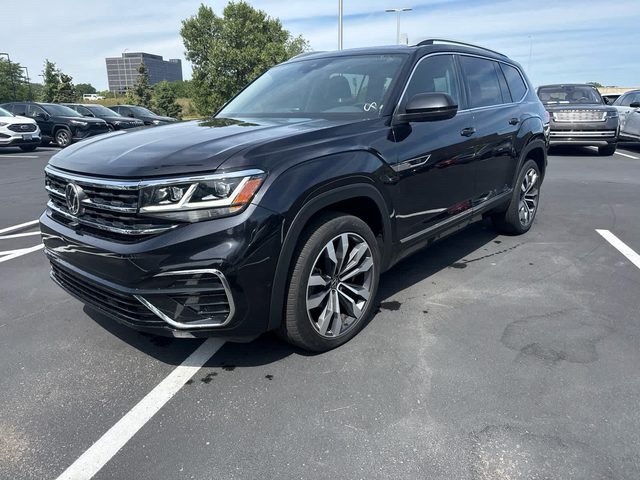 2022 Volkswagen Atlas 3.6L V6 SEL Premium R-Line AWD photo