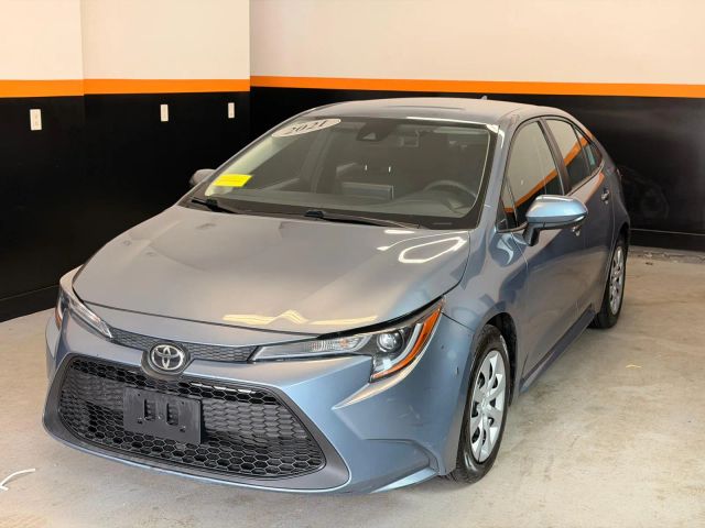 2021 Toyota Corolla LE FWD photo