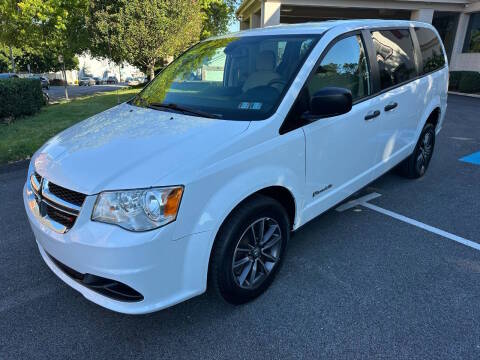 2019 Dodge Grand Caravan SE FWD photo